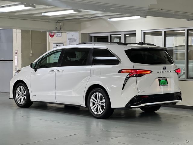 2021 Toyota Sienna XSE