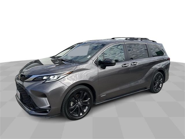 2021 Toyota Sienna XSE