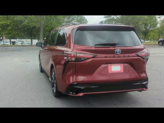 2021 Toyota Sienna XSE