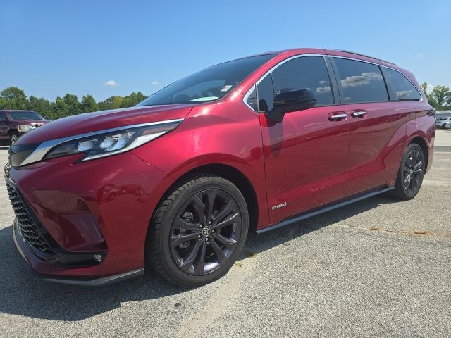 2021 Toyota Sienna XSE