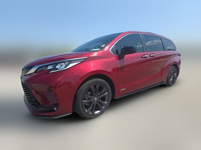 2021 Toyota Sienna XSE