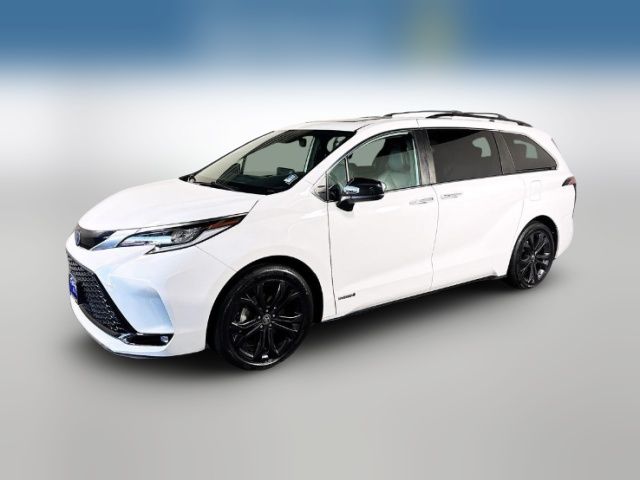 2021 Toyota Sienna XSE