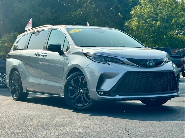 2021 Toyota Sienna XSE