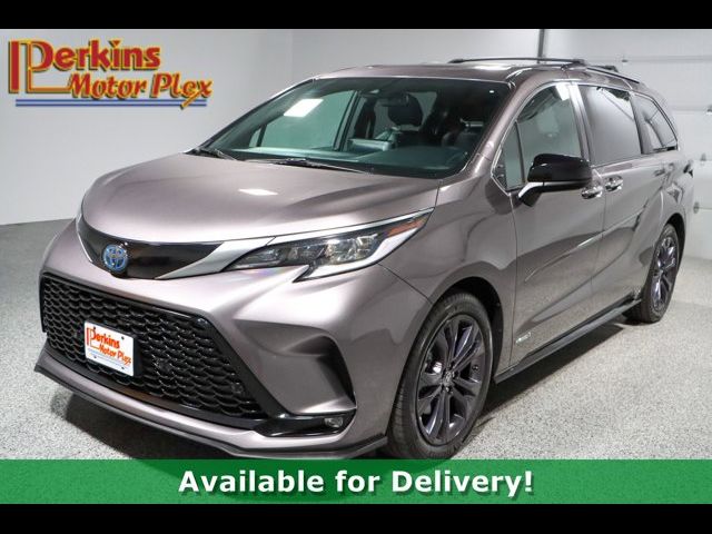 2021 Toyota Sienna XSE