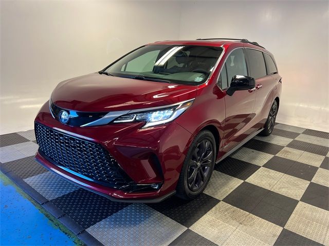 2021 Toyota Sienna XSE