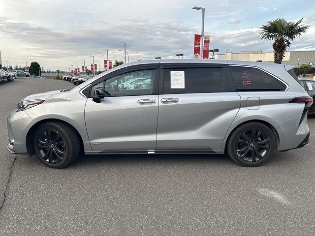 2021 Toyota Sienna XSE