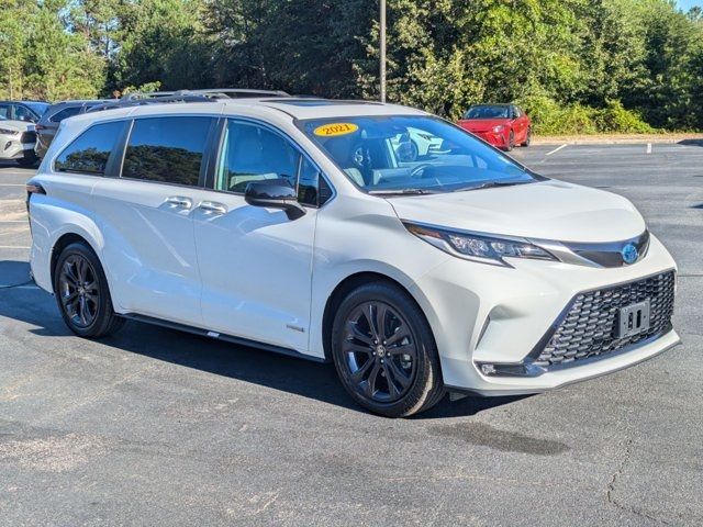 2021 Toyota Sienna XSE