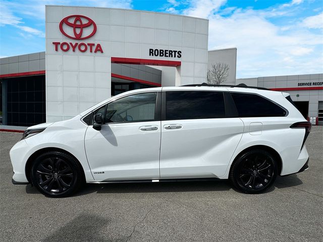 2021 Toyota Sienna XSE