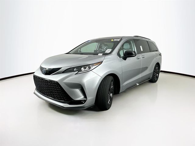 2021 Toyota Sienna XSE