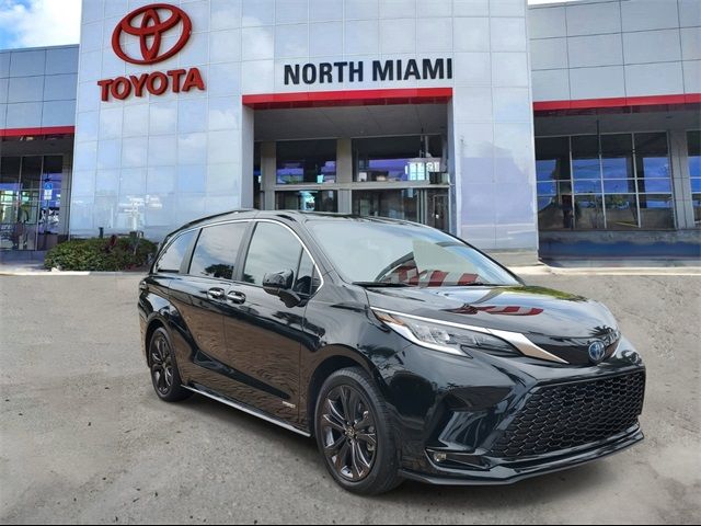 2021 Toyota Sienna XSE