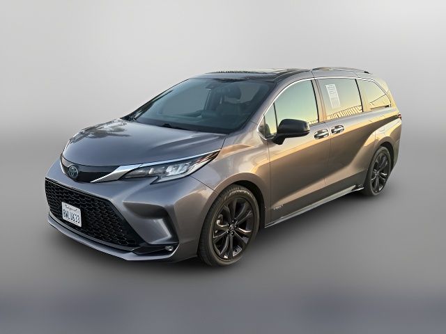 2021 Toyota Sienna XSE