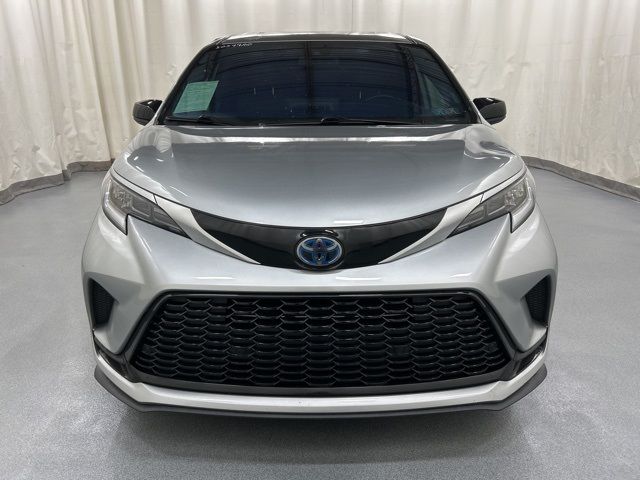 2021 Toyota Sienna XSE