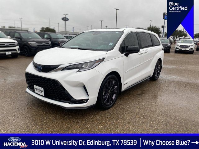 2021 Toyota Sienna XSE