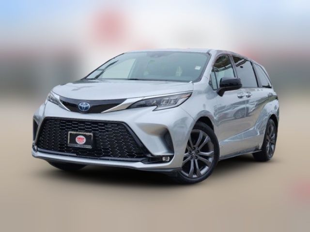 2021 Toyota Sienna XSE