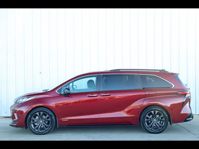 2021 Toyota Sienna XSE