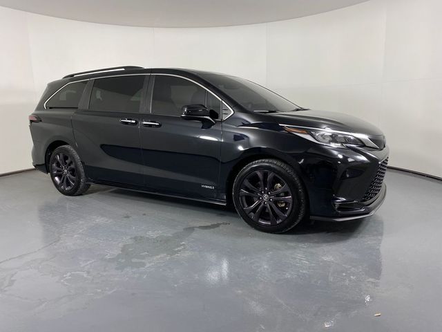 2021 Toyota Sienna XSE