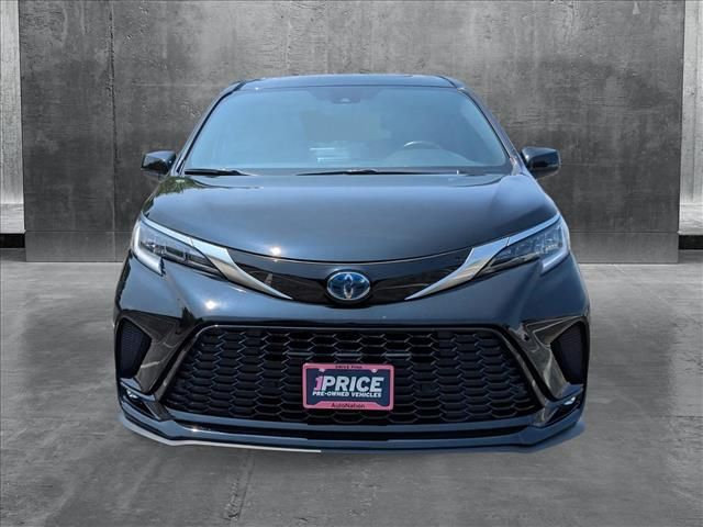 2021 Toyota Sienna XSE