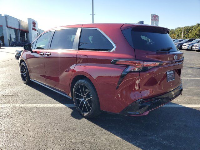 2021 Toyota Sienna XSE