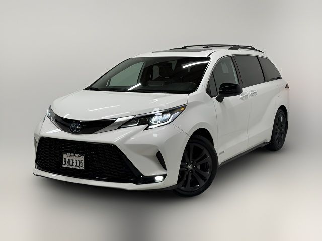 2021 Toyota Sienna XSE