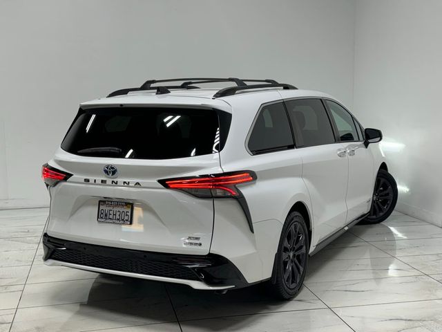 2021 Toyota Sienna XSE