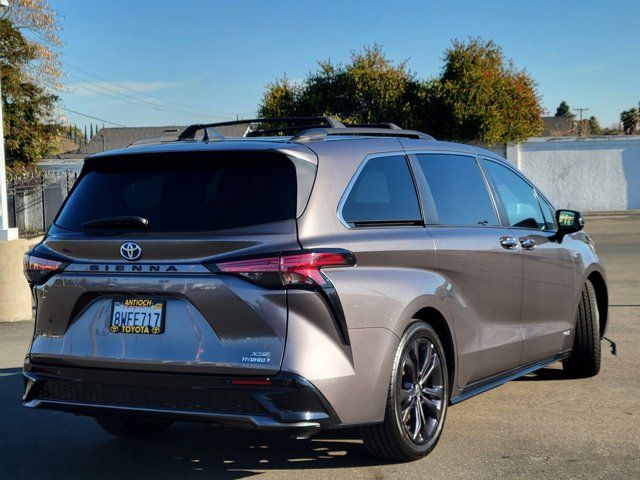 2021 Toyota Sienna XSE