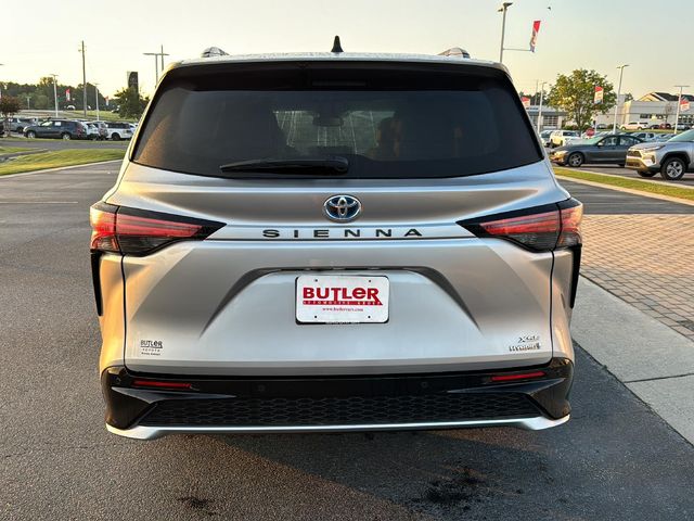 2021 Toyota Sienna XSE