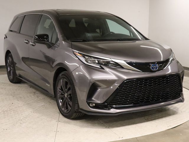 2021 Toyota Sienna XSE