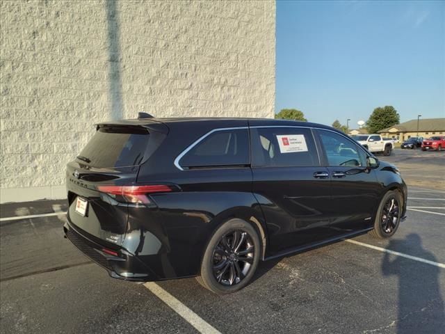 2021 Toyota Sienna XSE