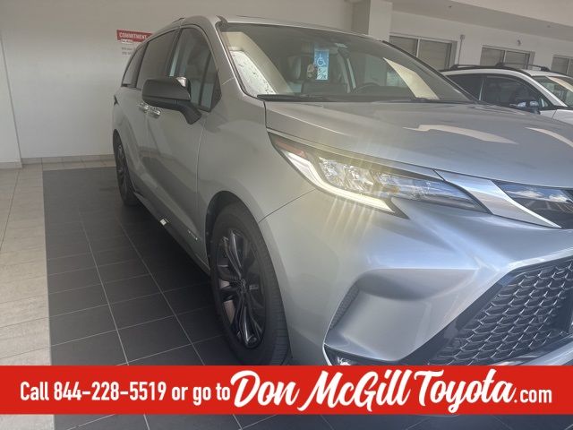 2021 Toyota Sienna XSE