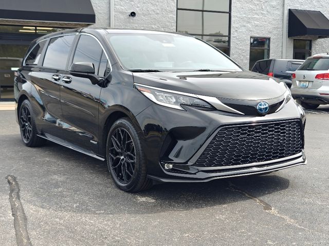 2021 Toyota Sienna XSE