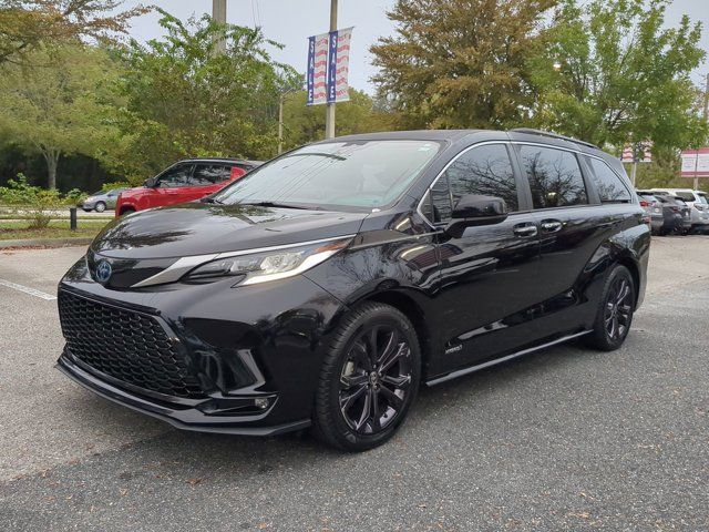 2021 Toyota Sienna XSE