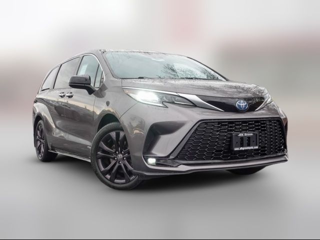 2021 Toyota Sienna XSE