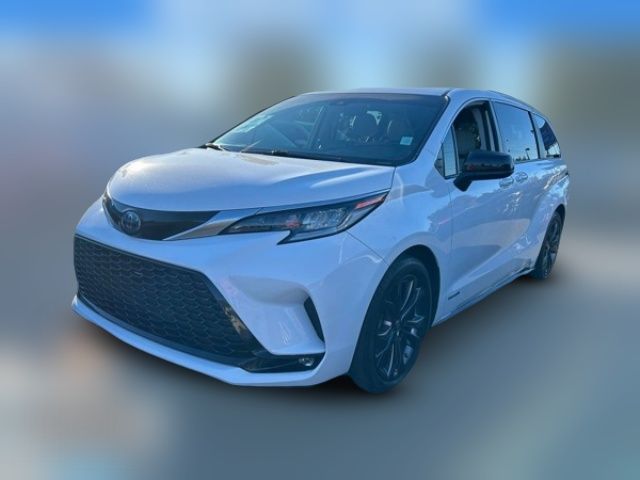 2021 Toyota Sienna XSE