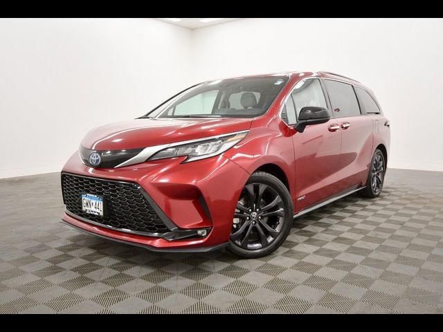 2021 Toyota Sienna XSE