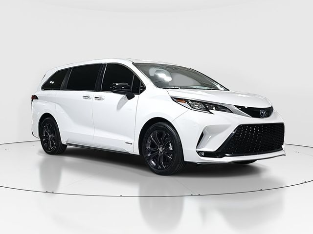 2021 Toyota Sienna XSE