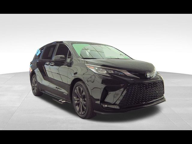 2021 Toyota Sienna XSE