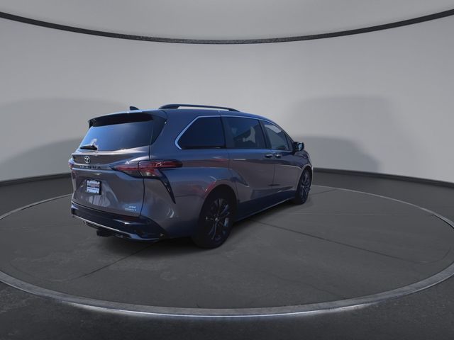 2021 Toyota Sienna XSE