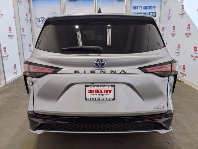 2021 Toyota Sienna XSE