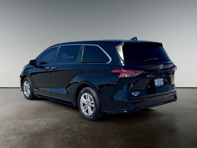 2021 Toyota Sienna XSE