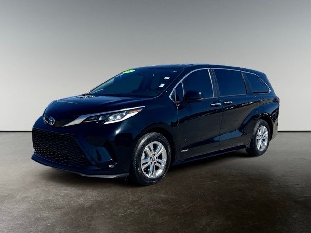 2021 Toyota Sienna XSE