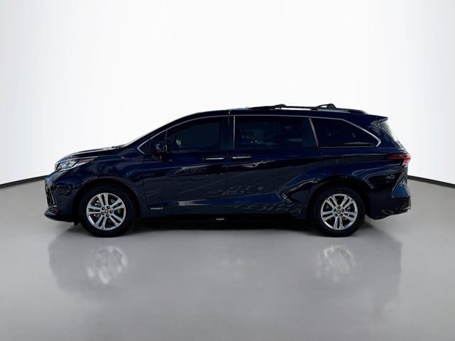 2021 Toyota Sienna XSE