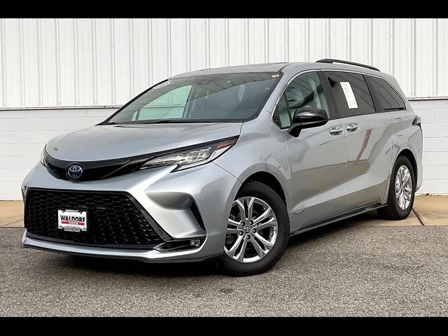 2021 Toyota Sienna XSE