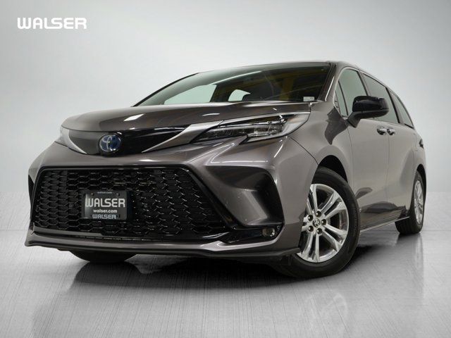 2021 Toyota Sienna XSE