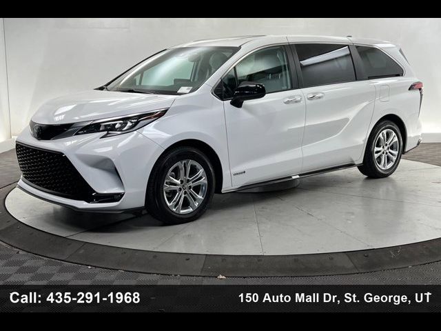 2021 Toyota Sienna XSE