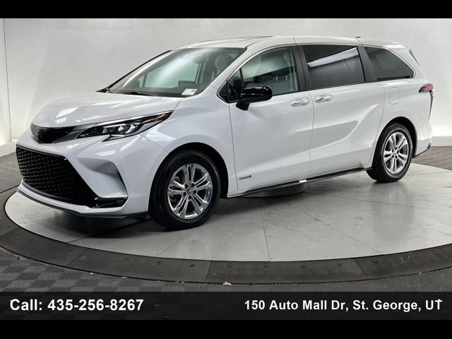 2021 Toyota Sienna XSE