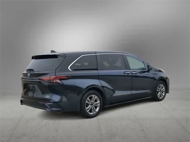 2021 Toyota Sienna XSE