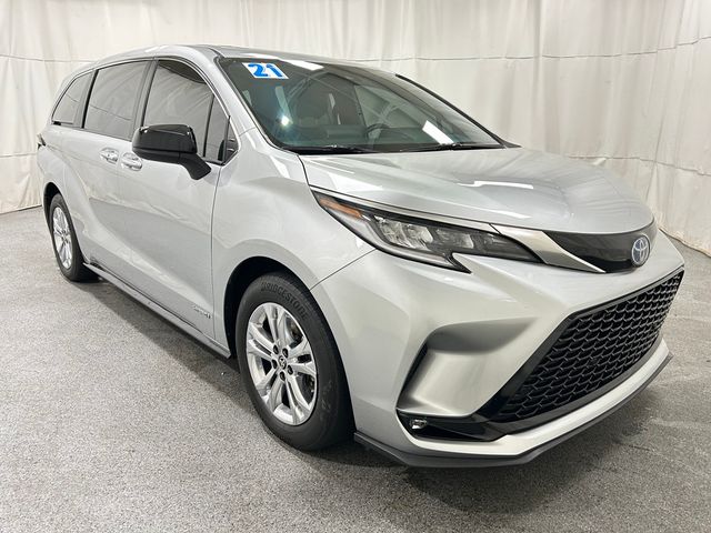 2021 Toyota Sienna XSE