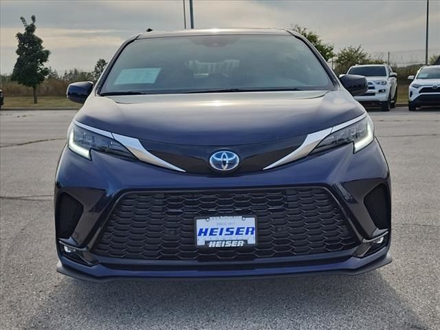 2021 Toyota Sienna XSE