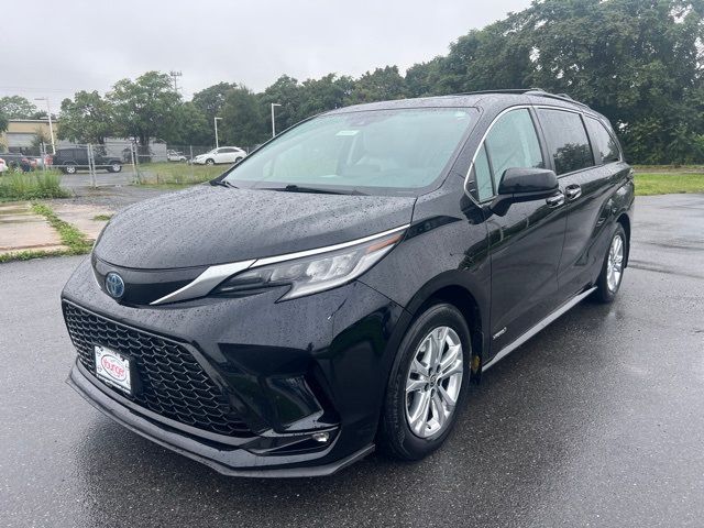 2021 Toyota Sienna XSE