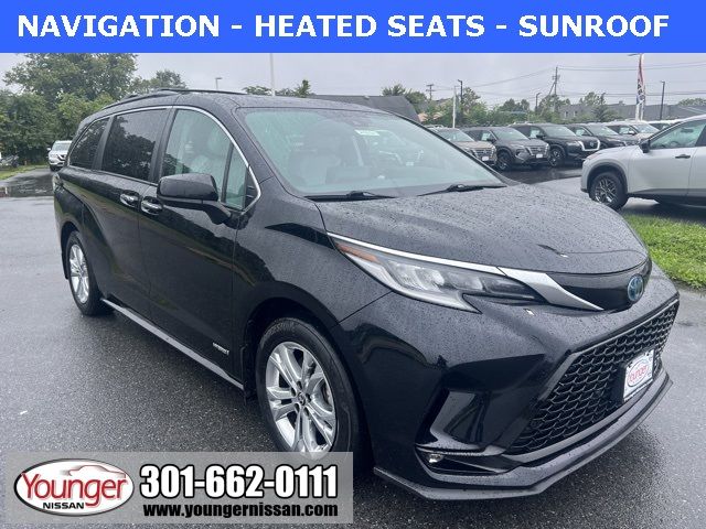 2021 Toyota Sienna XSE